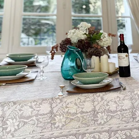 Le Charme De - Paris 2024 Olympics *
